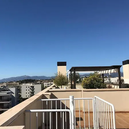 Atico Con Gran Solarium Privado - 121b