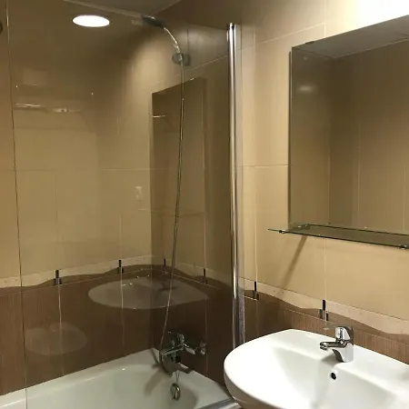 Atico Con Gran Solarium Privado - 121b *